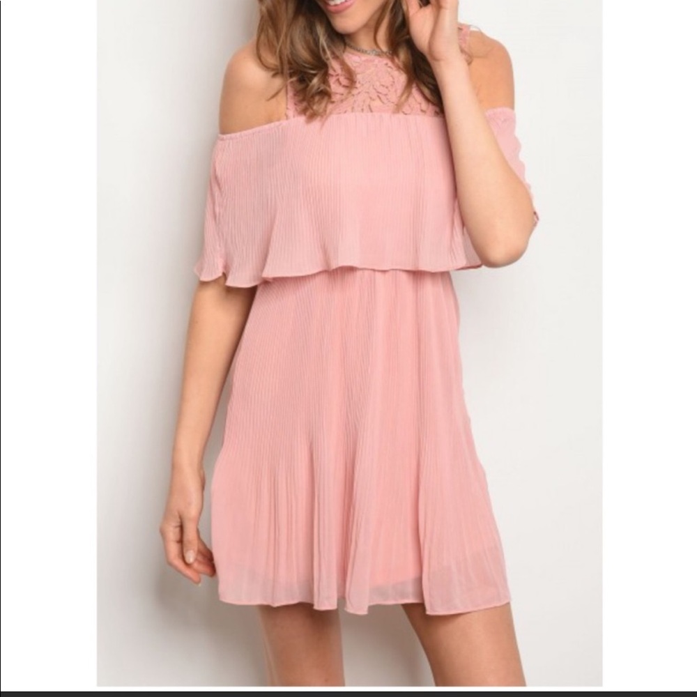 🚨Blush Cold Shoulder Dress🚨